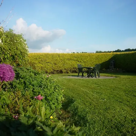 Bed & Breakfast Castle View Freshford
